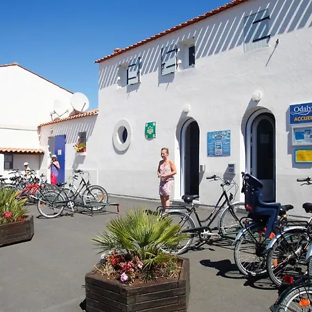 Ile D'oleron 3p6 Amareyeurs Le Château-dʼOléron
